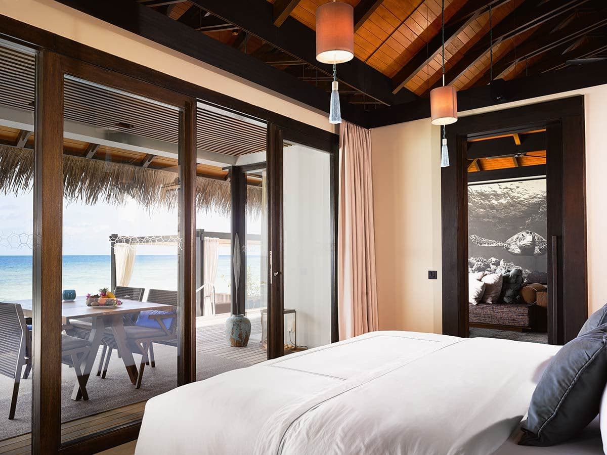rooms-sunset-deluxe-water-pool-villa