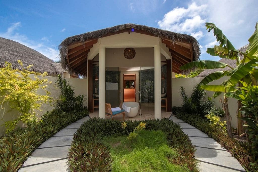 rooms-dhoni-pool-villa