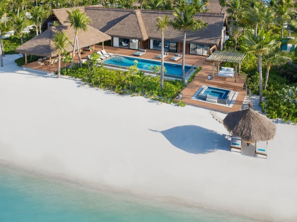 rooms-2-bedroom-beach-villa-with-pool