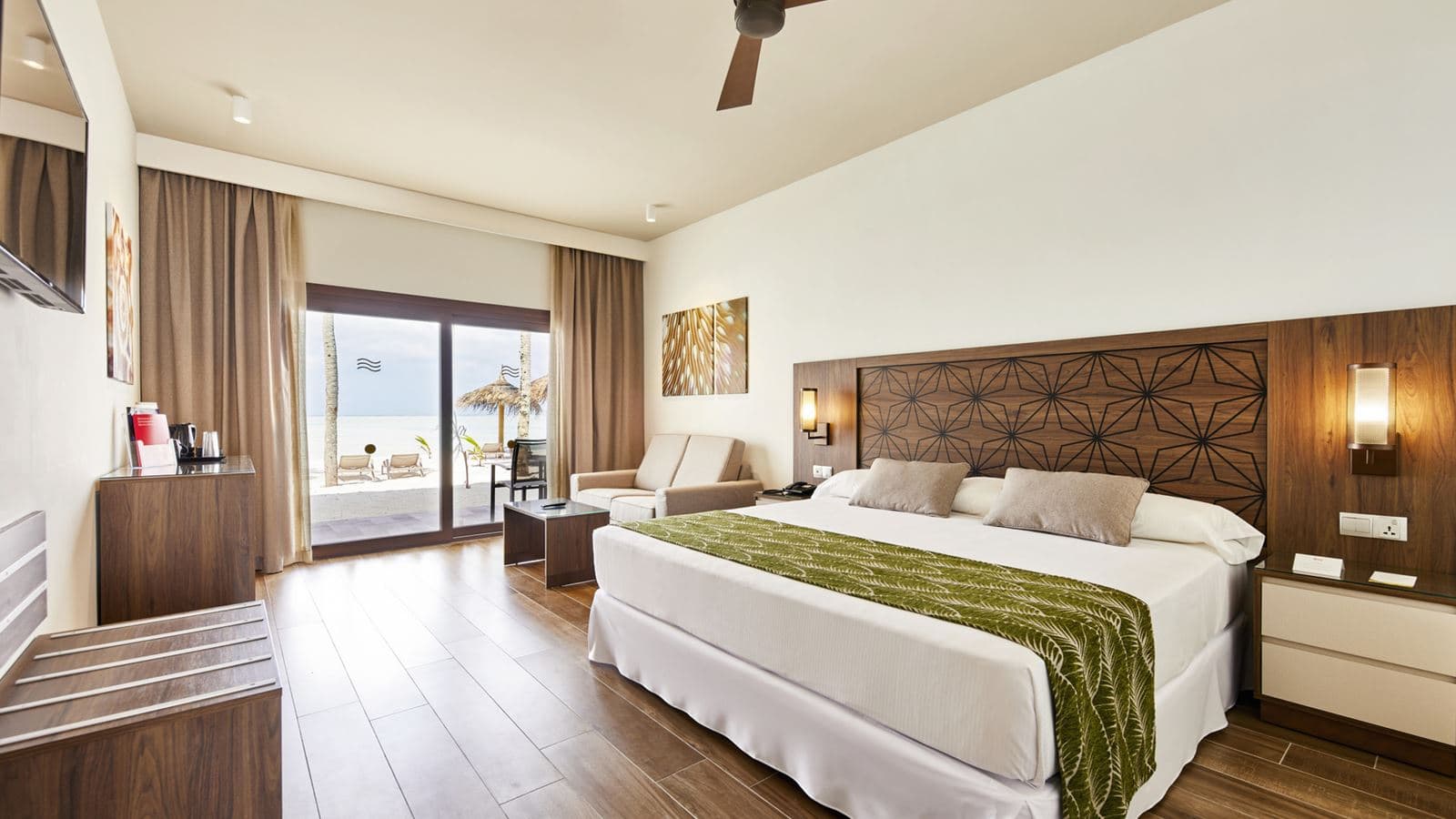 rooms-beach-room