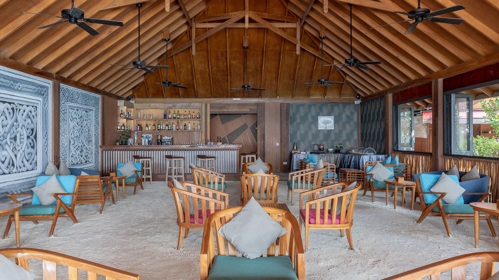 restaurants-raagudi-bar