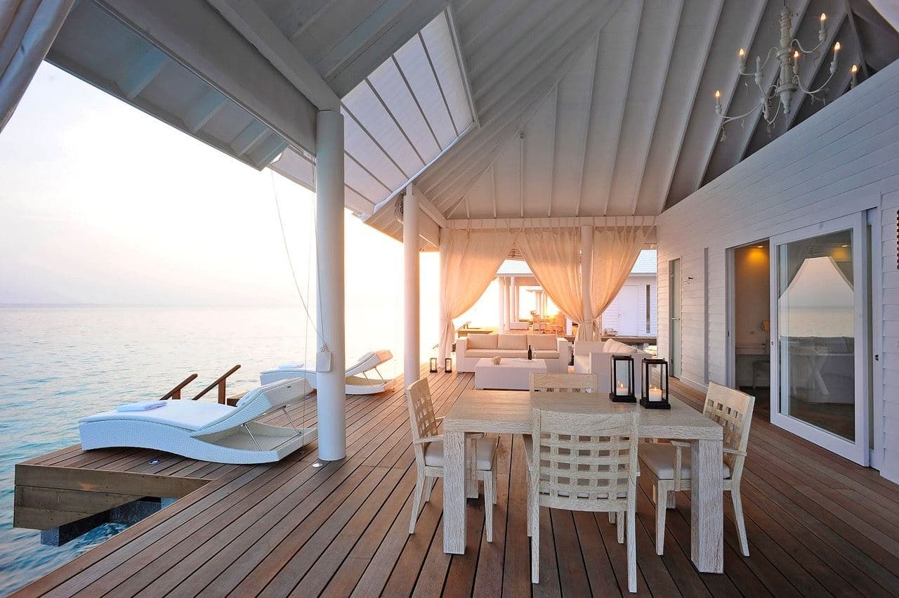 rooms-water-villa