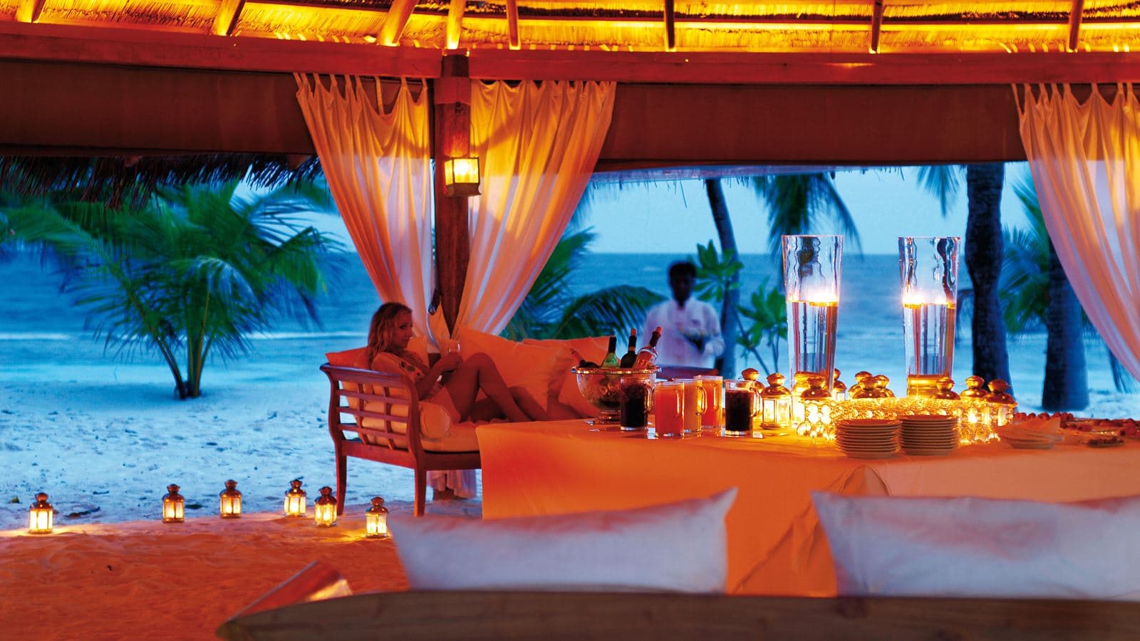 bars-boli-beach-bar