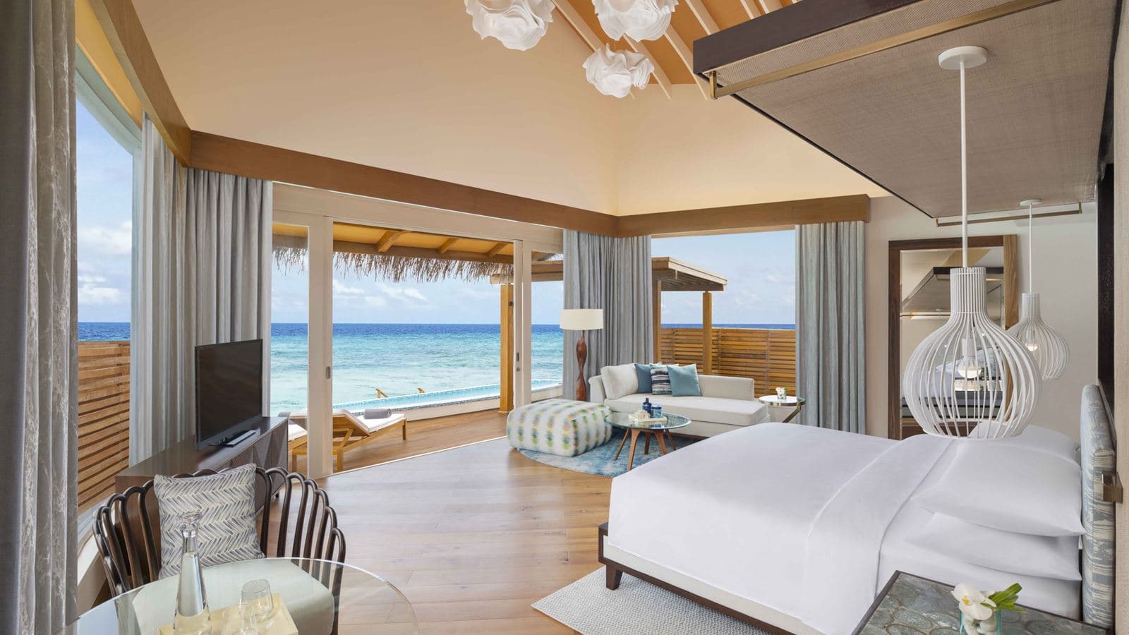 rooms-overwater-pool-villa-sunrise