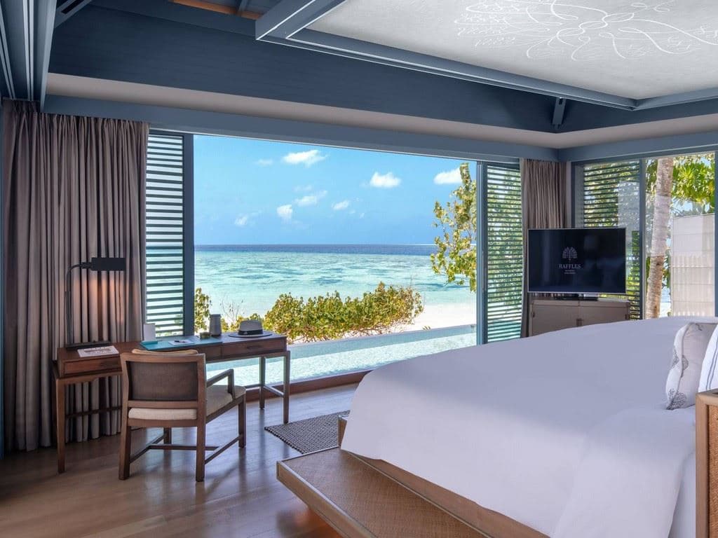 rooms-raffles-royal-residence