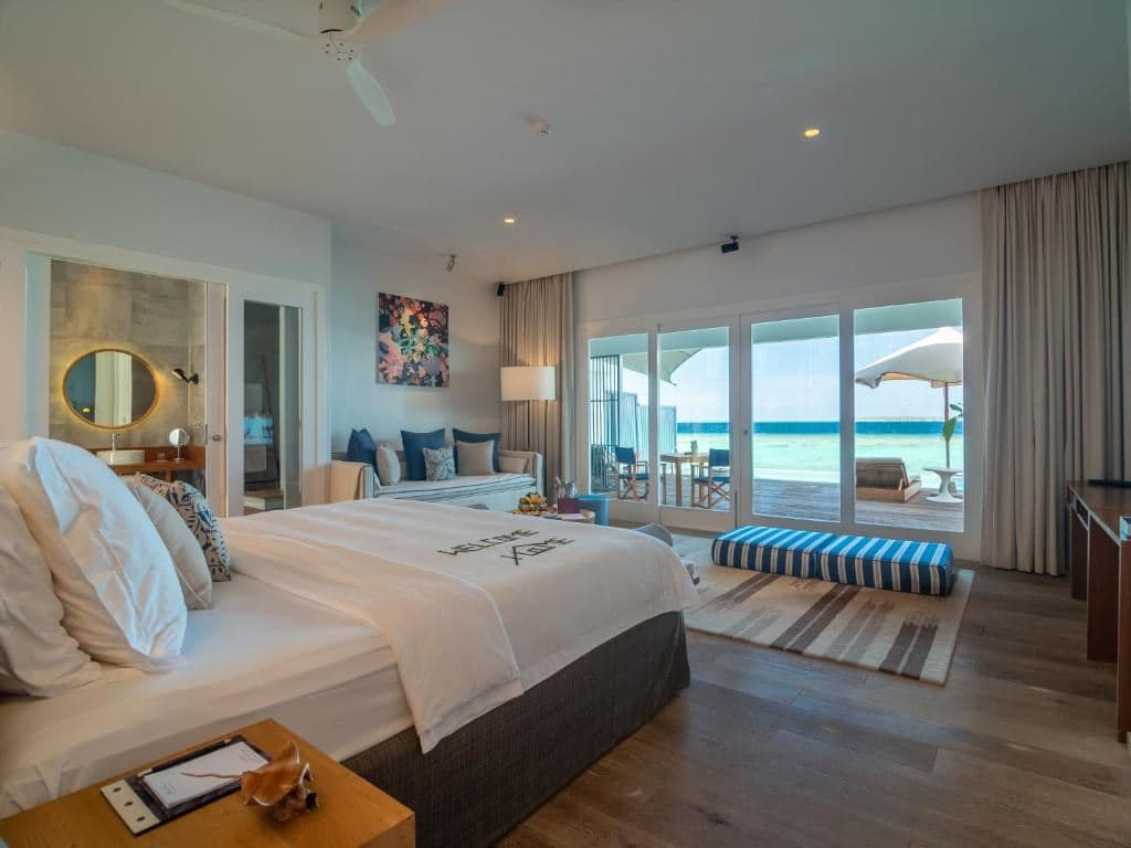 rooms-sunset-water-pool-villa