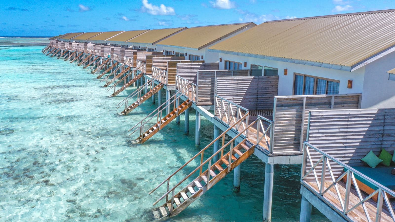 rooms-water-villa