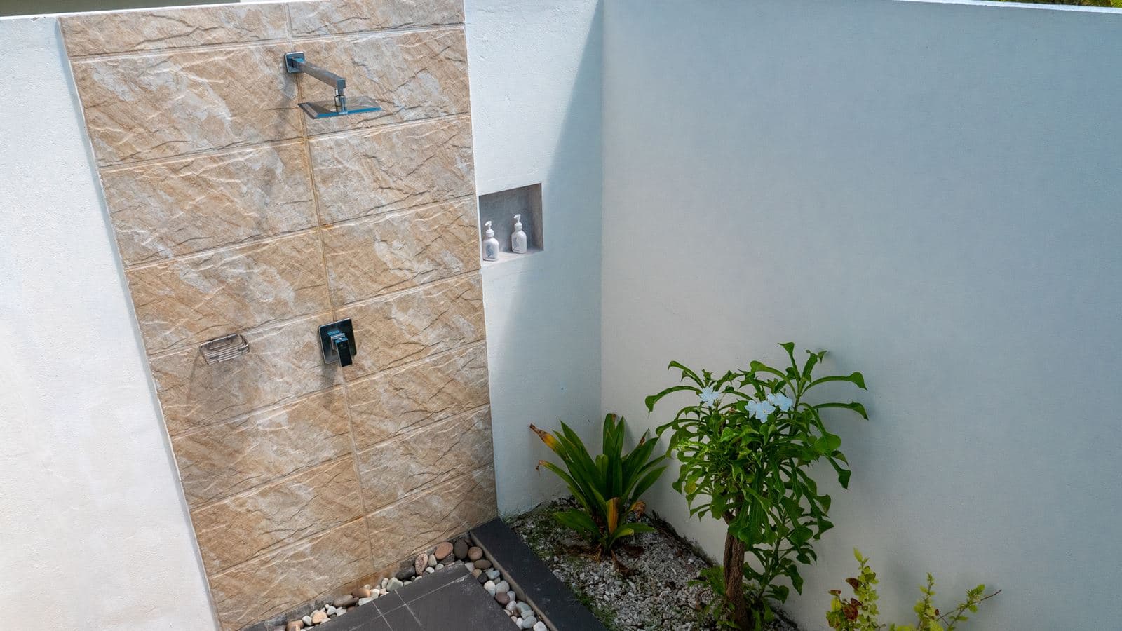 rooms-beach-villa