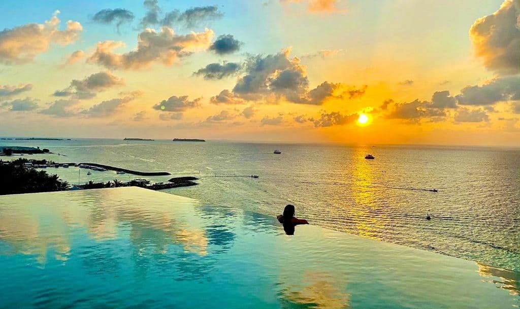 pools-outdoor-pool