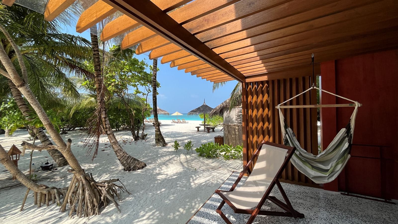 rooms-beachside-room