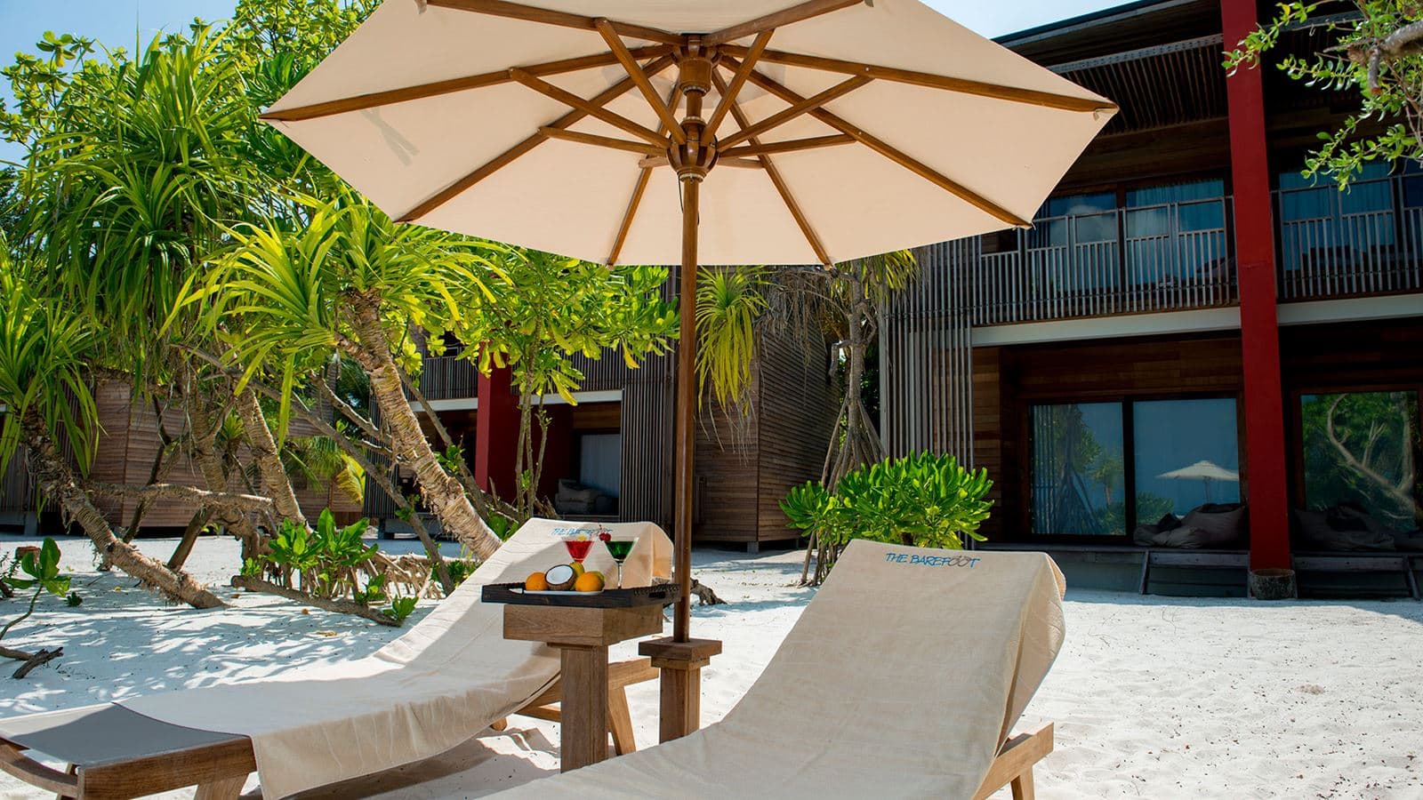 rooms-beach-front-room