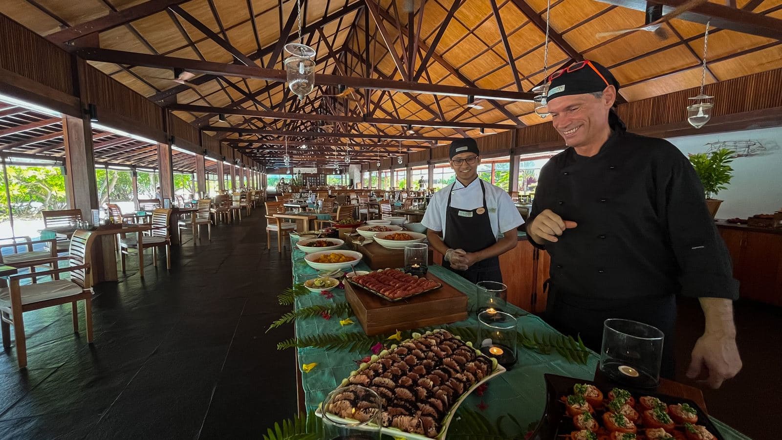 restaurants-main-seaview-restaurant