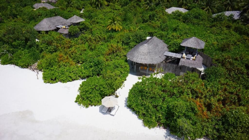 rooms-lagoon-beach-villa