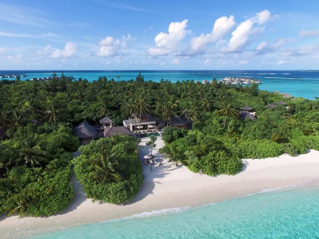 rooms-beach-family-villa-with-pool