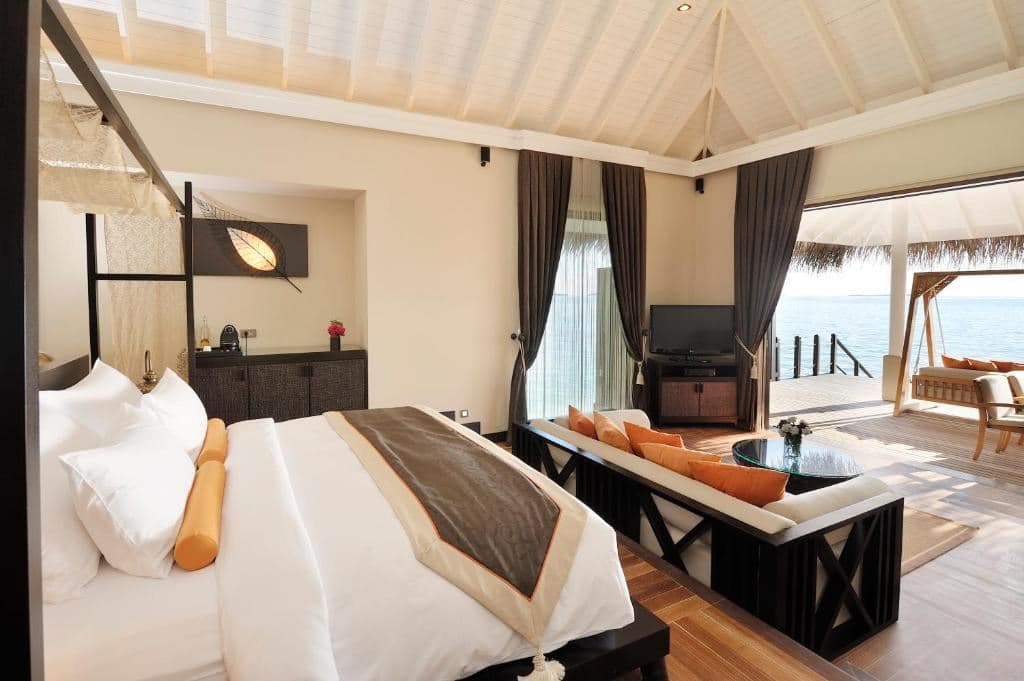 rooms-sunset-lagoon-suite-with-pool