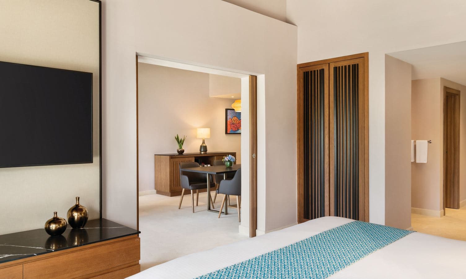 rooms-preferred-suite-garden-view