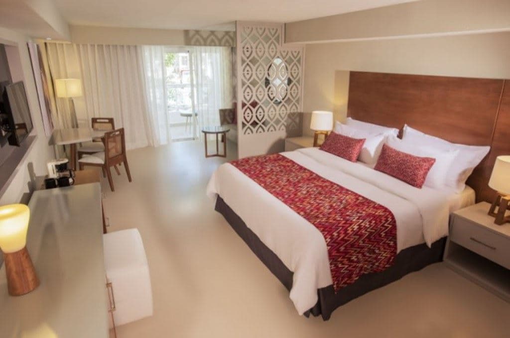 rooms-adults-only