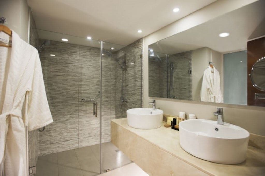 rooms-adults-only