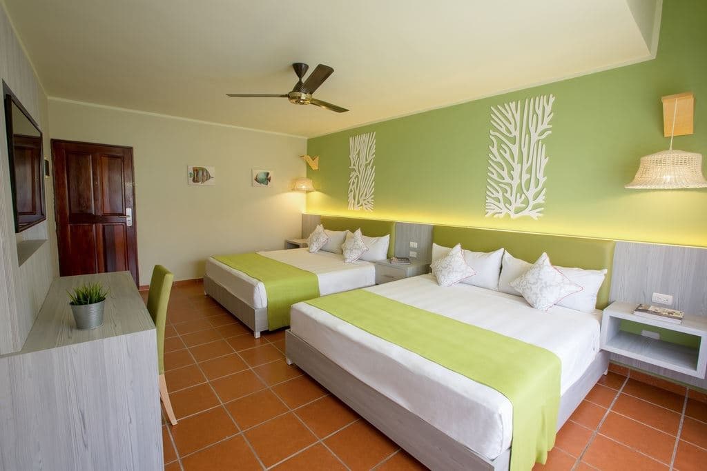 rooms-superior-room