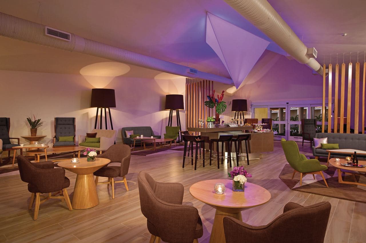 bars-xhale-club-lounge