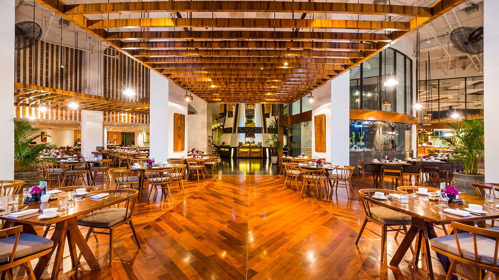 restaurants-kwee-zeen