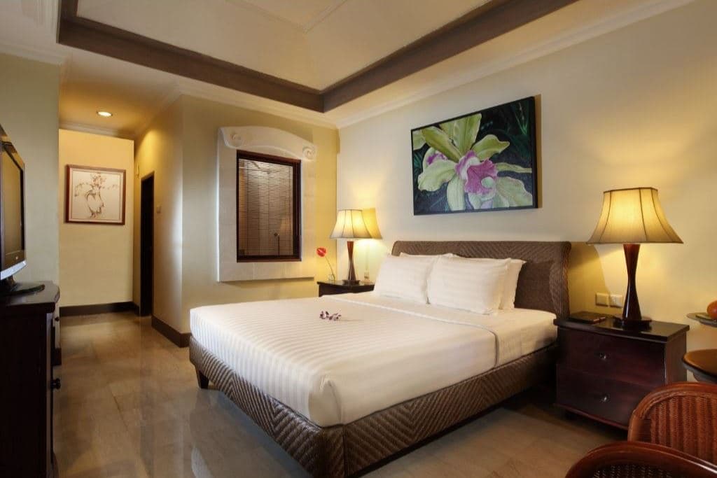 rooms-superior-room