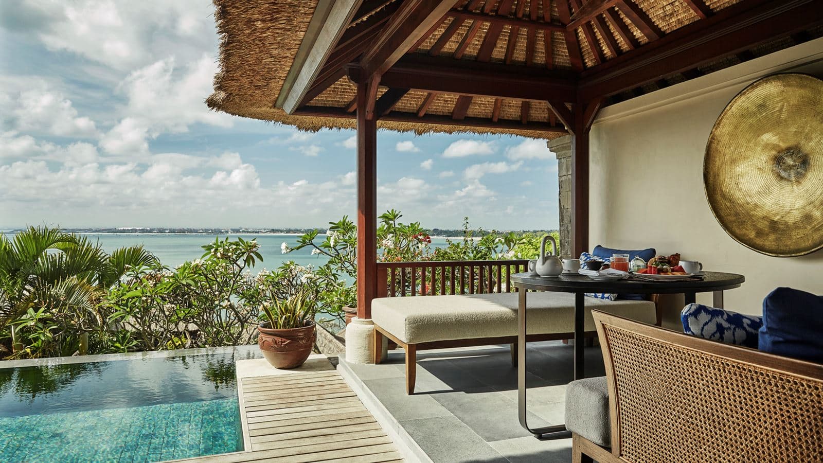 rooms-deluxe-villa
