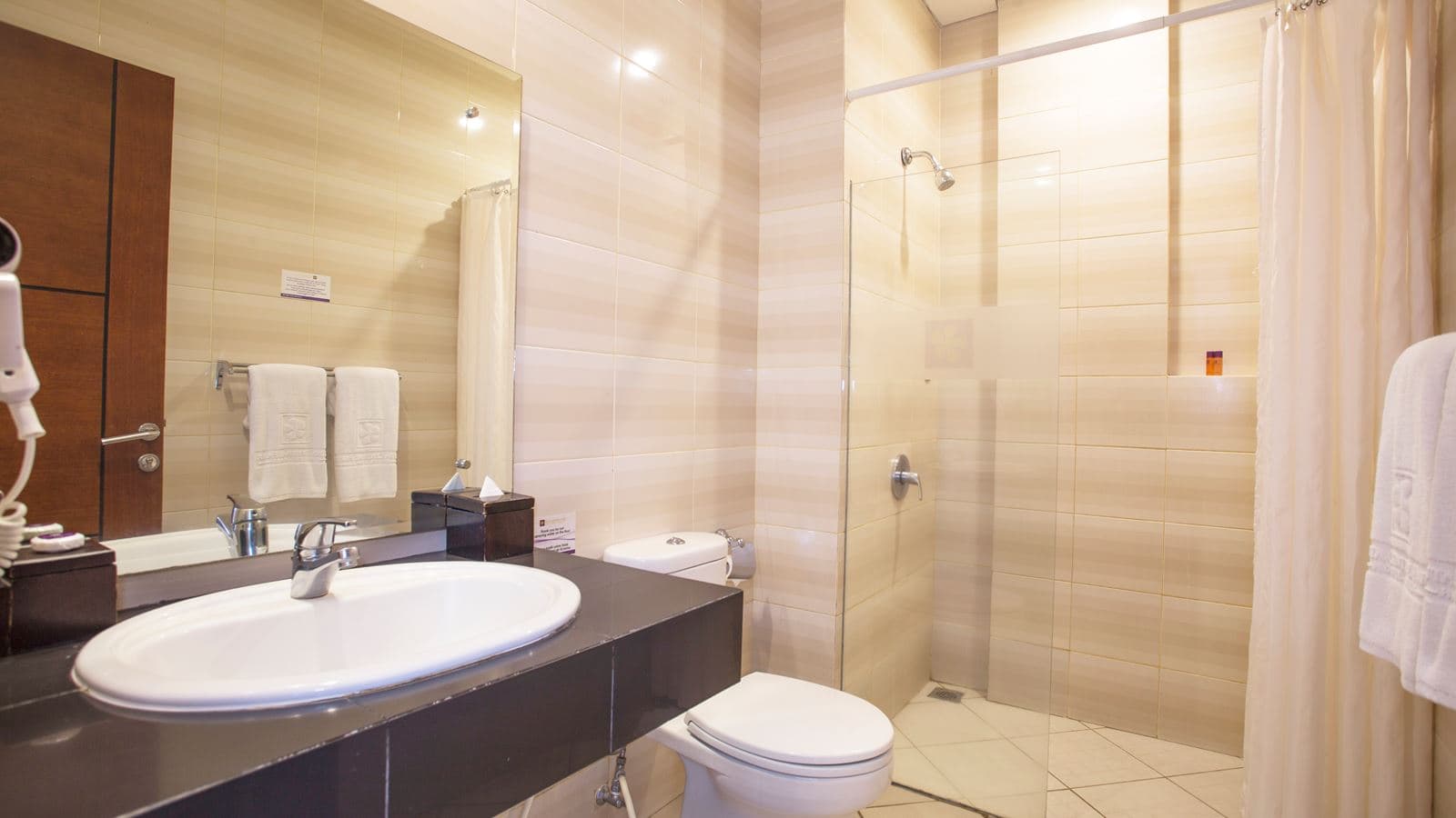 rooms-studio-room
