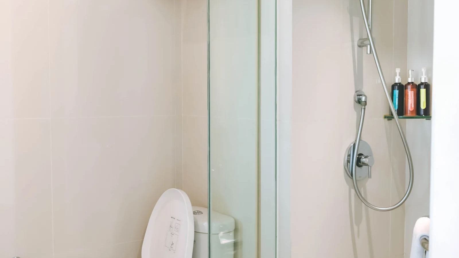 rooms-deluxe-room