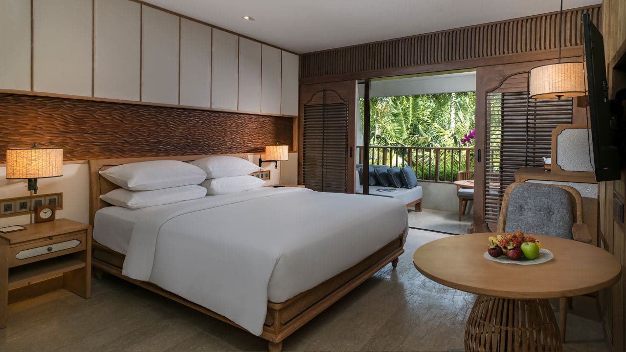 rooms-deluxe-room