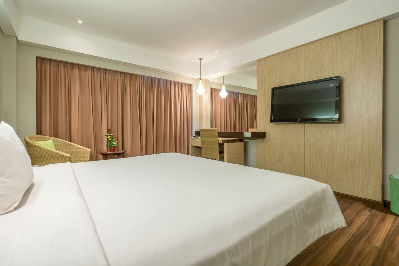 rooms-deluxe-room