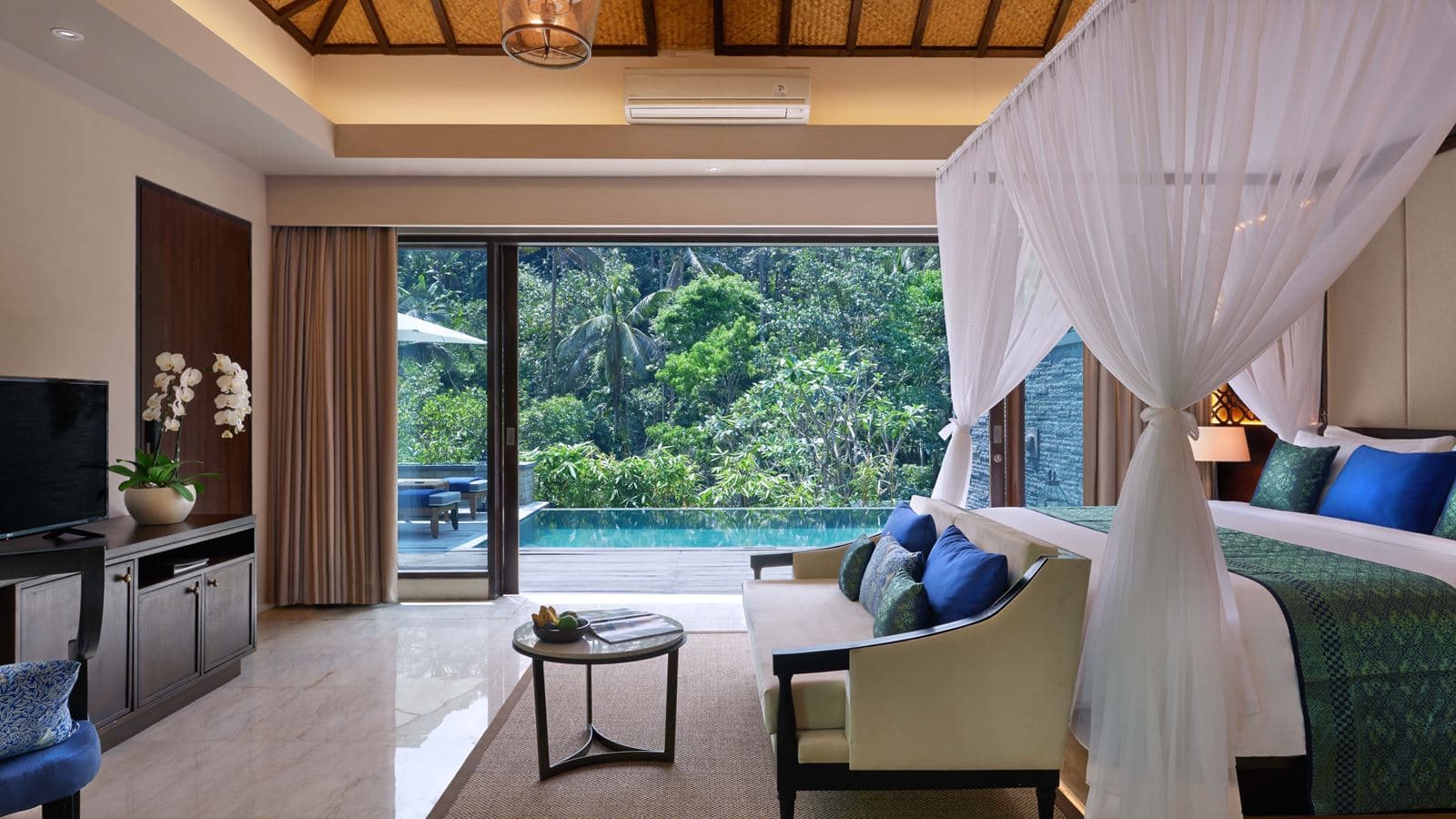 rooms-one-bedroom-deluxe-pool-villa