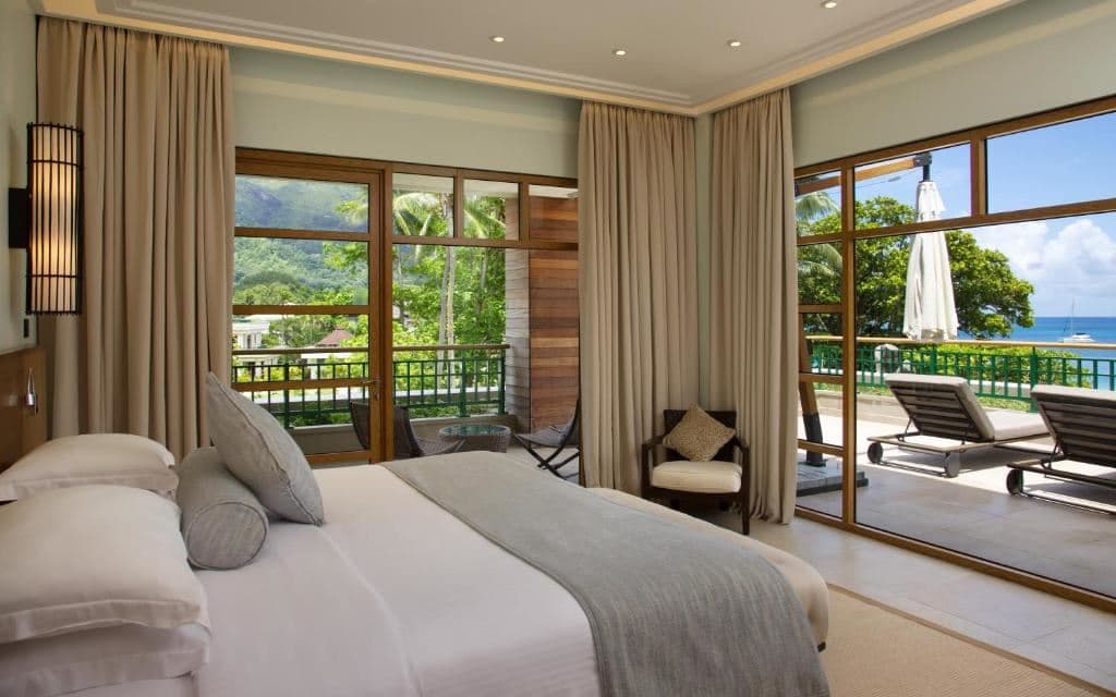 rooms-suite-with-kitchenette