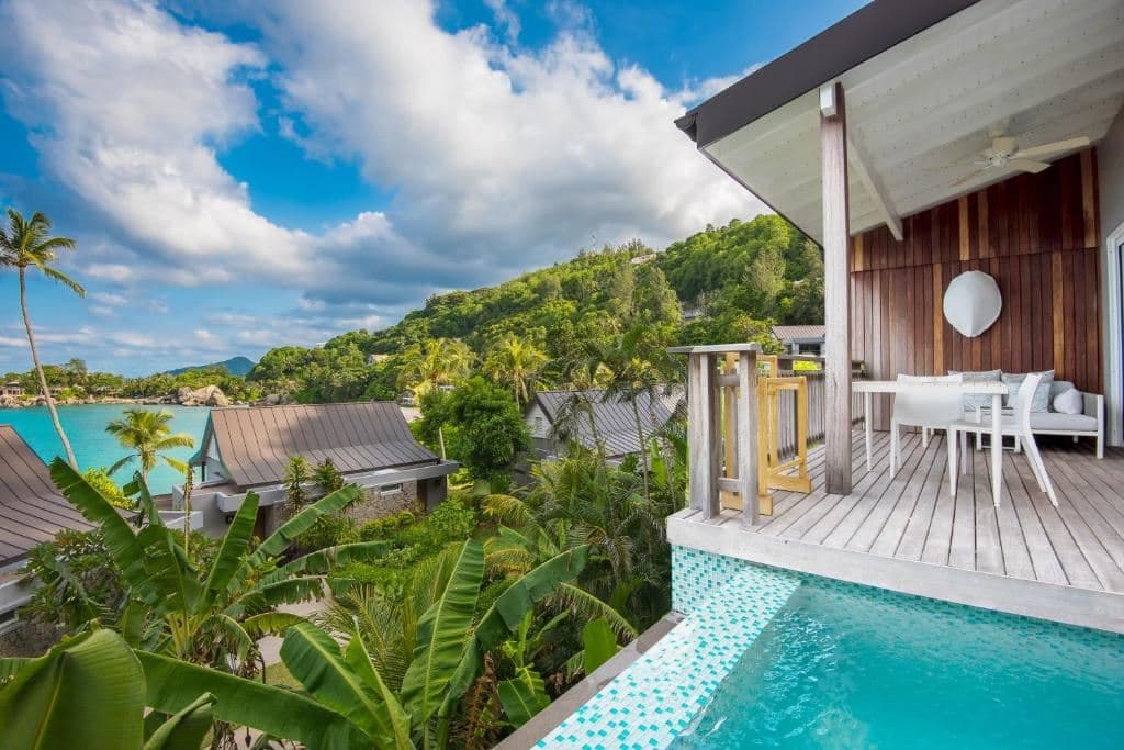 rooms-ocean-view-pool-chalet