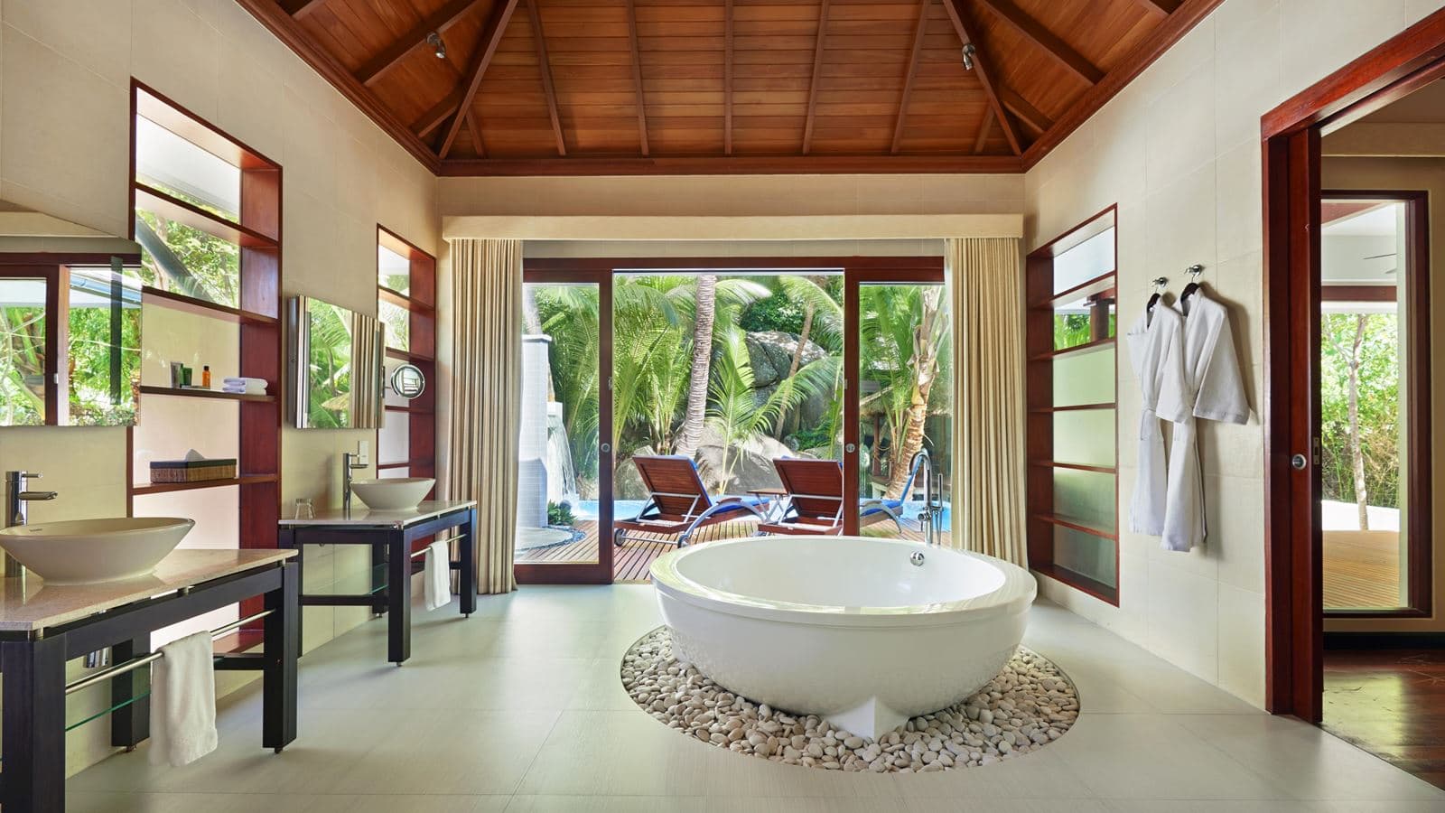 rooms-king-sanctuary-pool-villa