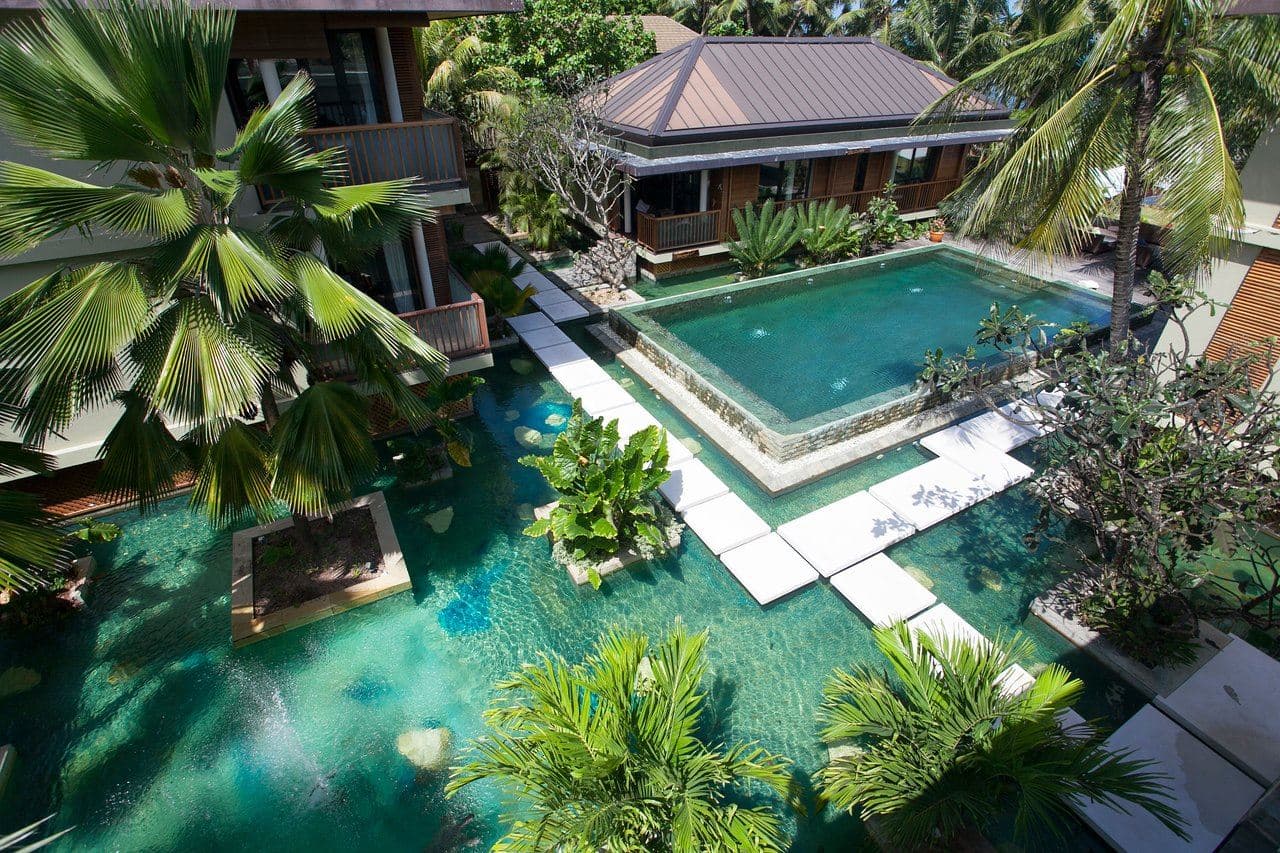 pools-outdoor-pool