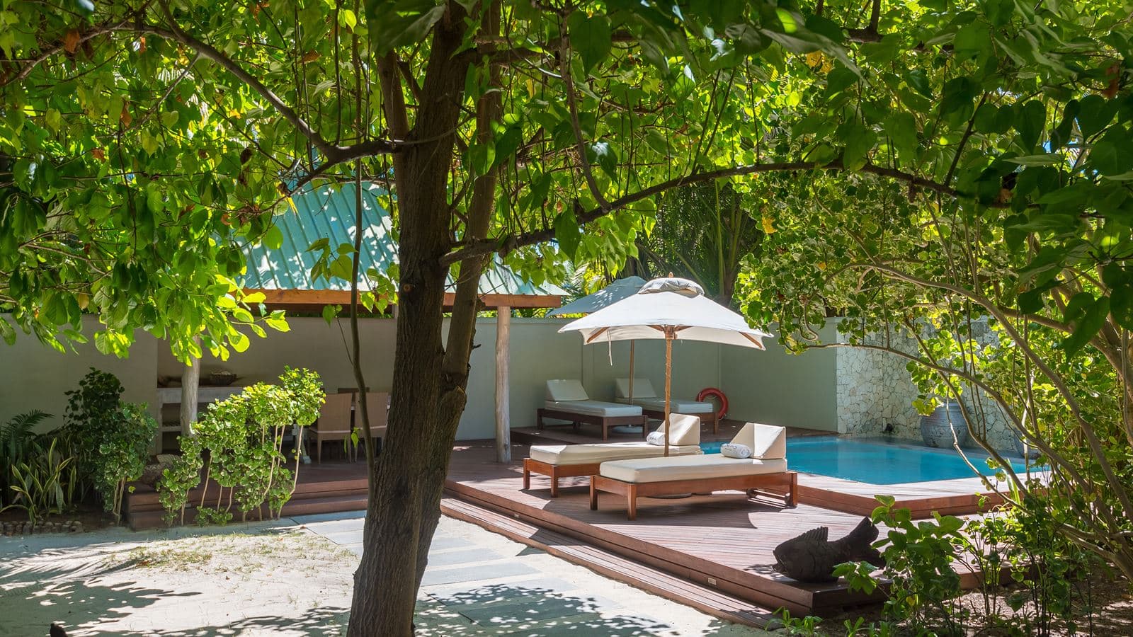 rooms-beach-villa