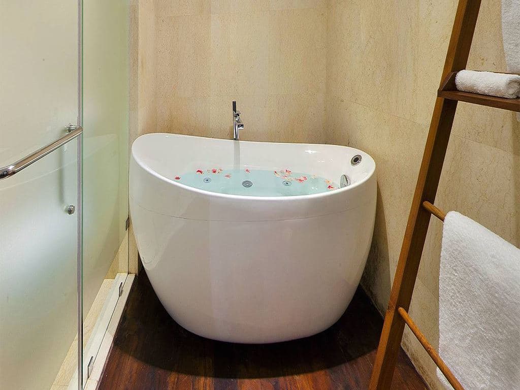 rooms-beach-splash-room