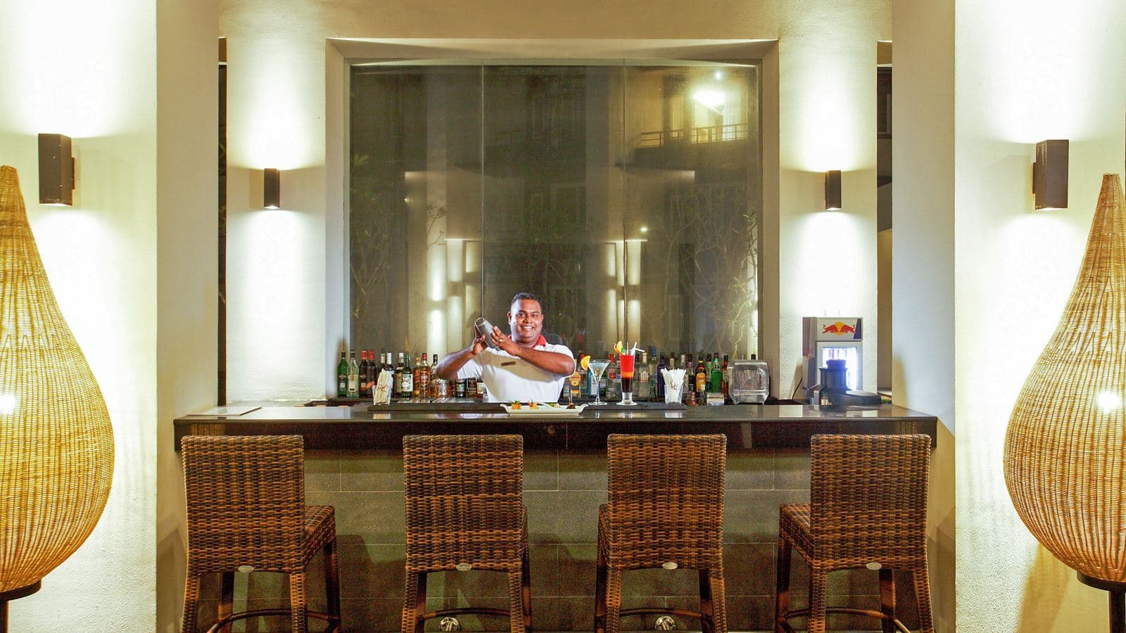 bars-ceylon-club