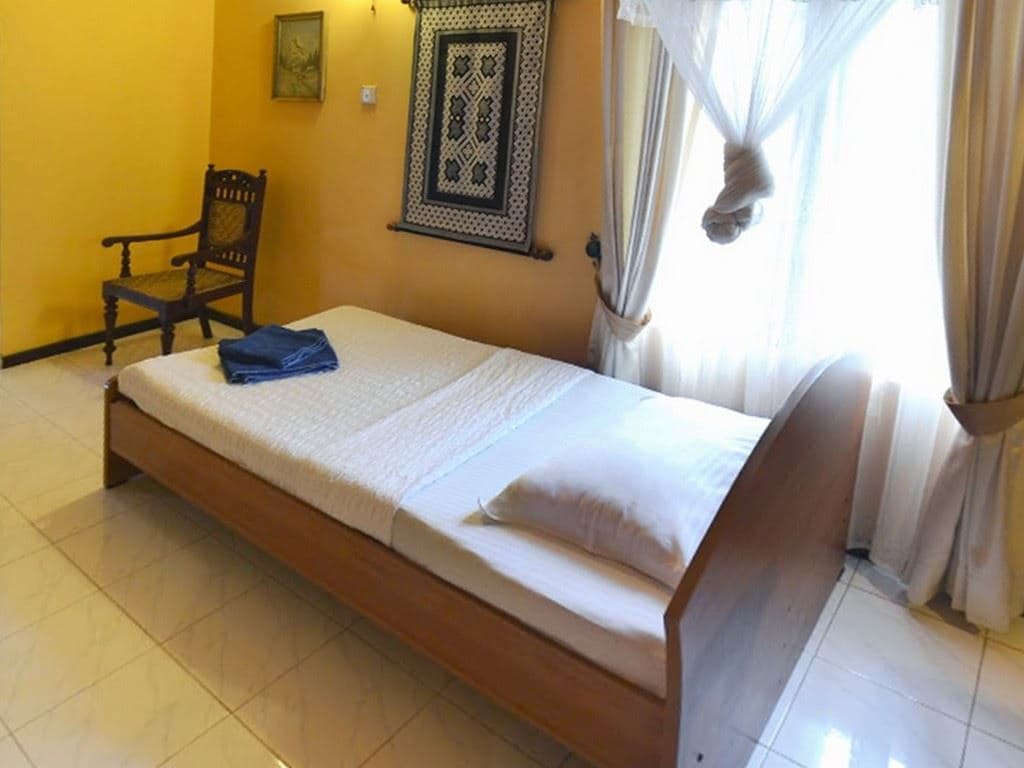 rooms-penthouse-room-apartment