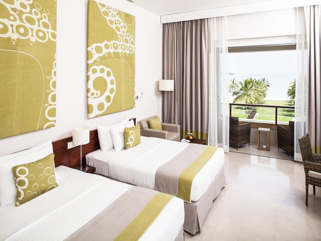rooms-deluxe-room