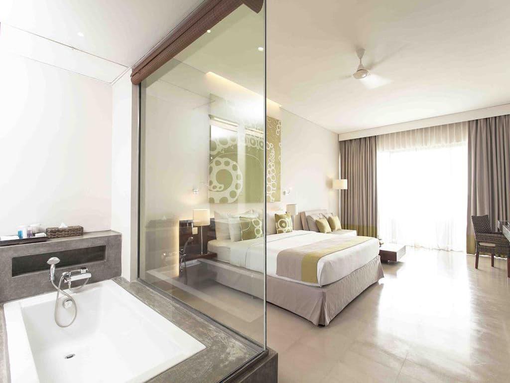 rooms-premium-deluxe-room