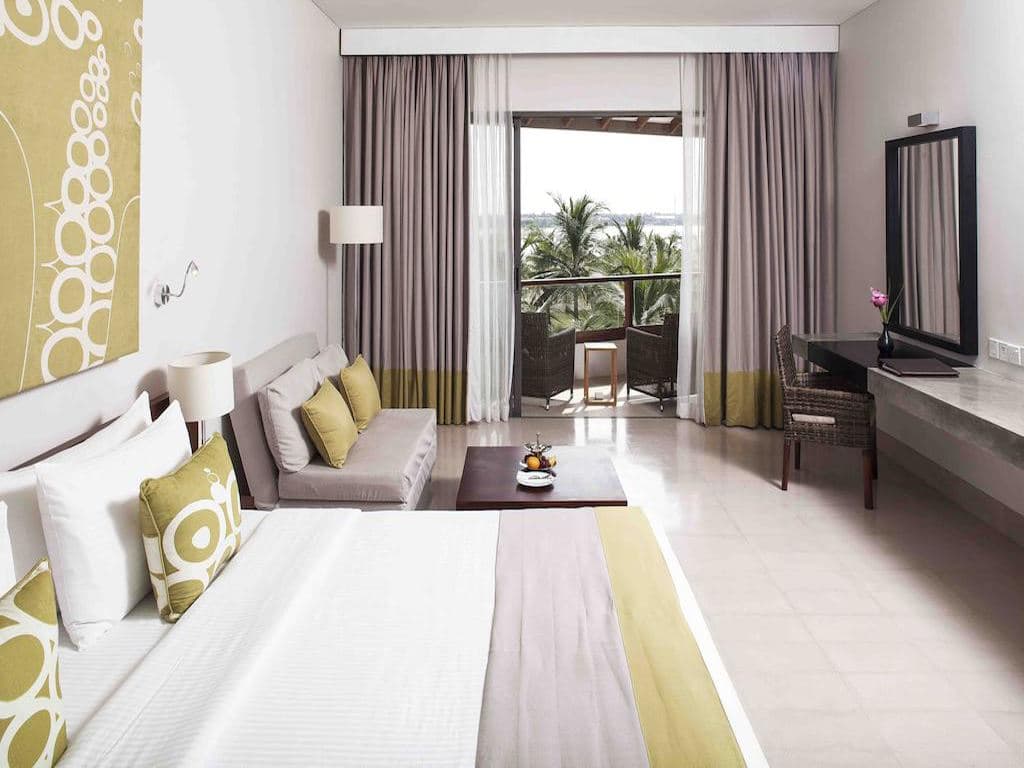 rooms-premium-deluxe-room