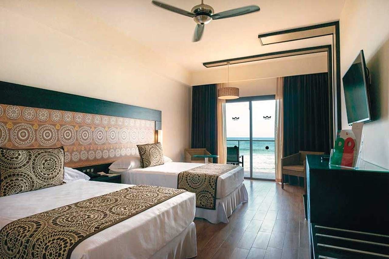 rooms-junior-suite-ocean-sea-view