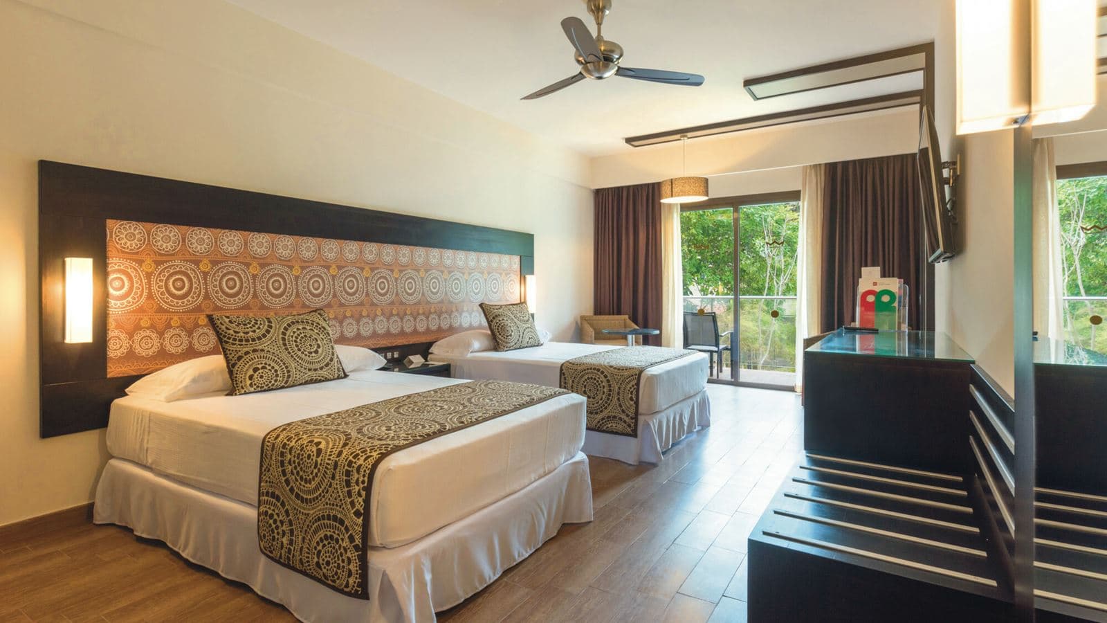 rooms-junior-suite