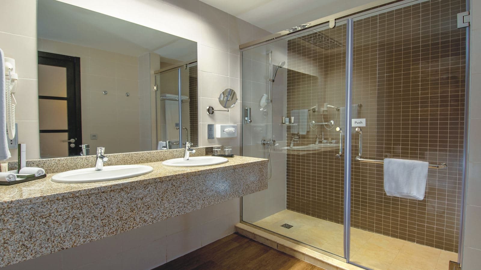 rooms-junior-suite