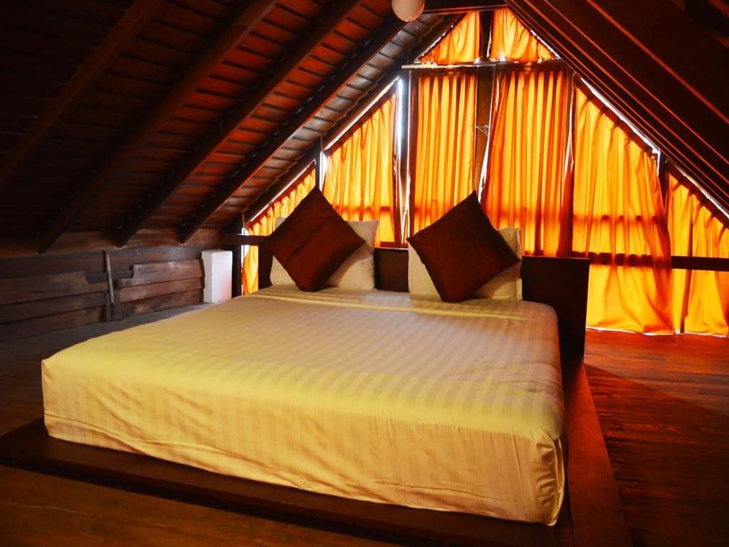 rooms-family-room