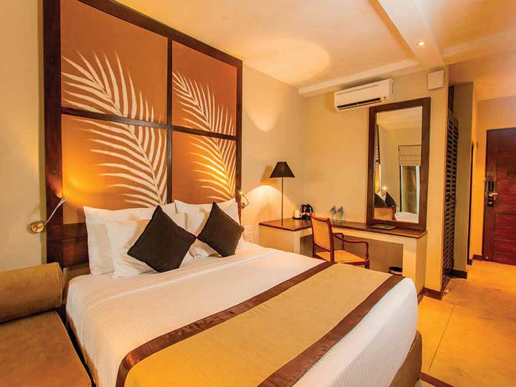 rooms-deluxe-rooms