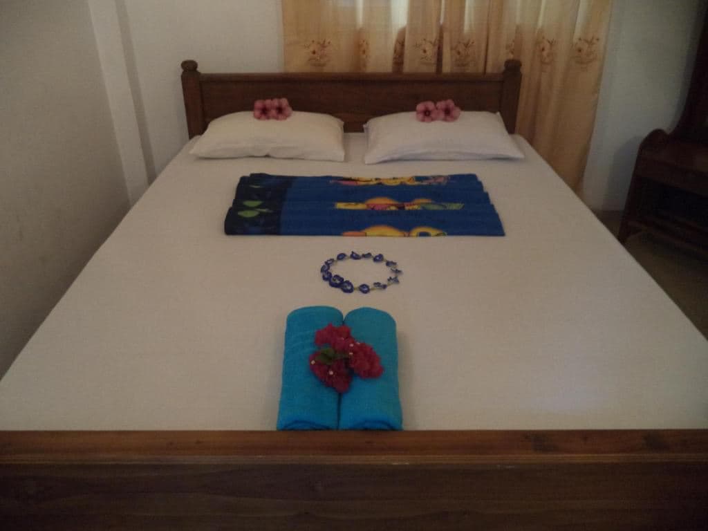 rooms-deluxe-room