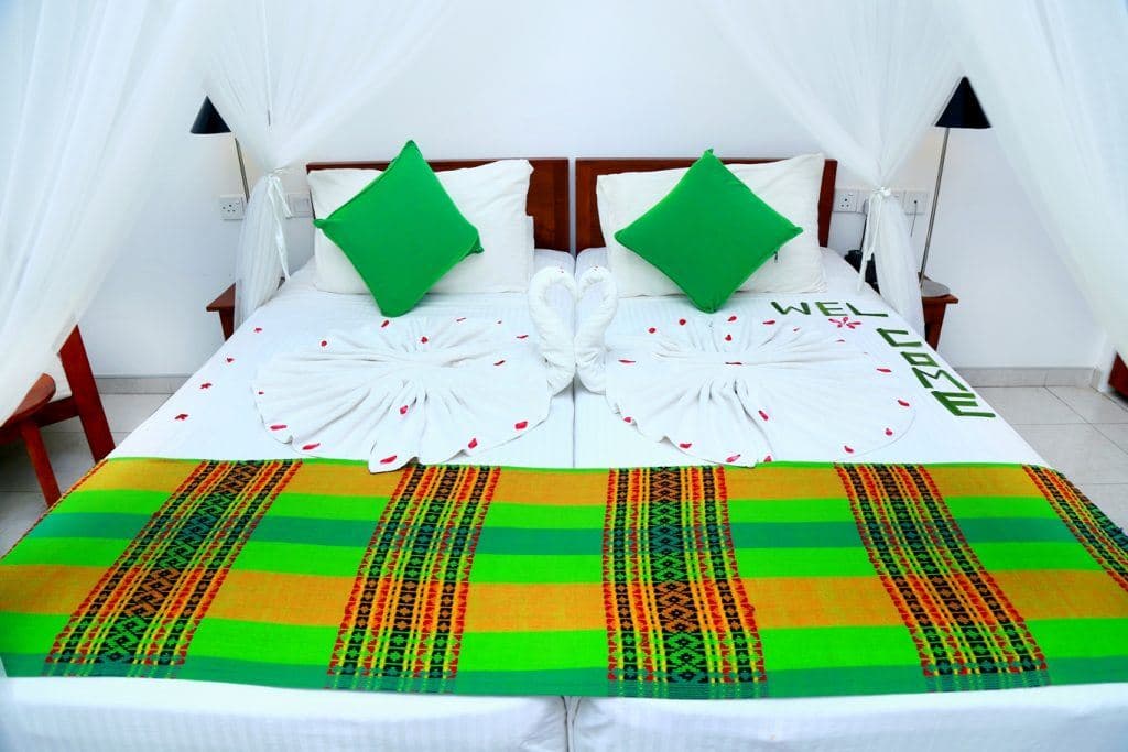 rooms-deluxe-room